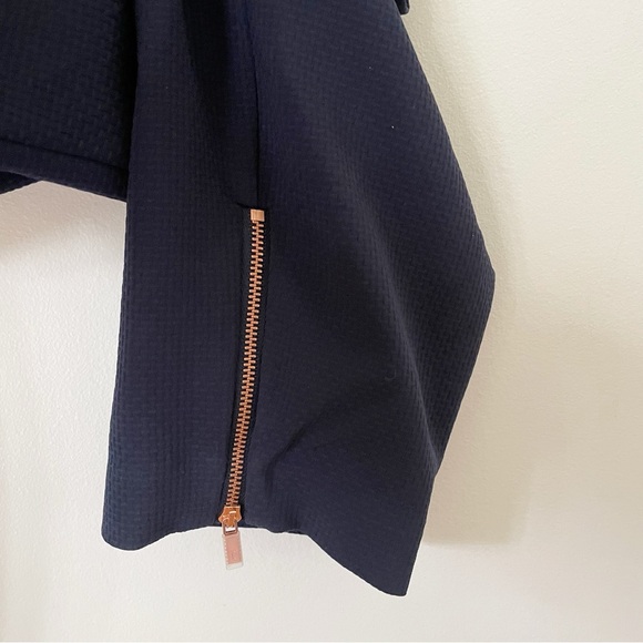 NWOT Ted Baker Cold Shoulder Jumpsuit,
Navy/White Size US 8 - Picture 15 of 16